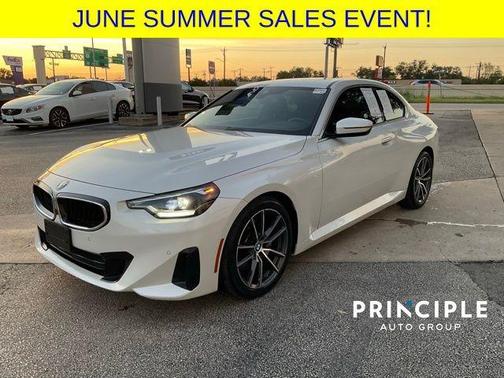 2022 BMW 230 i