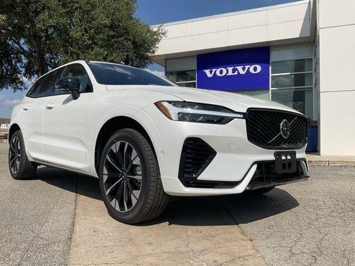 2026 Volvo XC60 Plug-In Hybrid T8 Plus