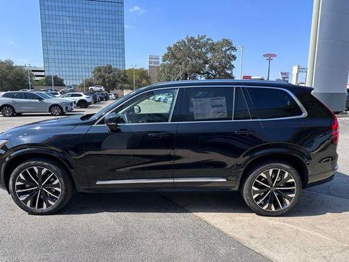 2026 Volvo XC90 B5 Ultra 6-Seater