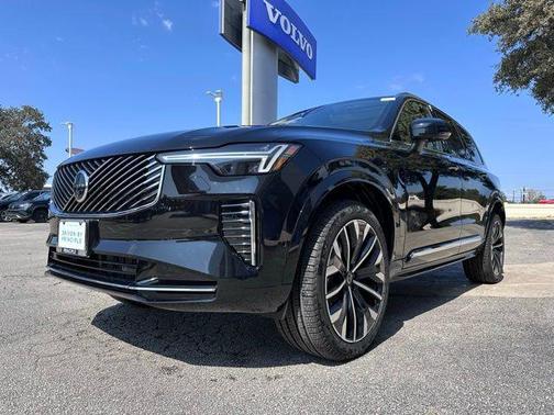 2026 Volvo XC90 B5 Ultra 6-Seater