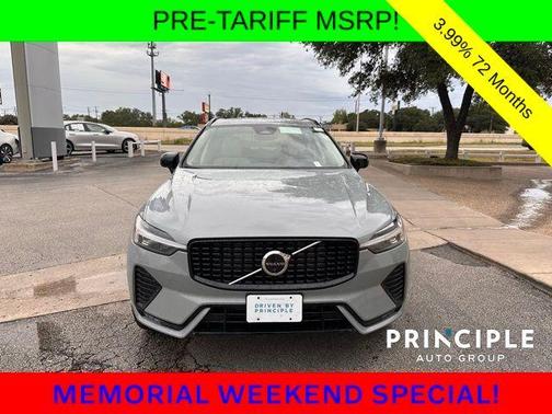 2025 Volvo XC60 B5 Plus