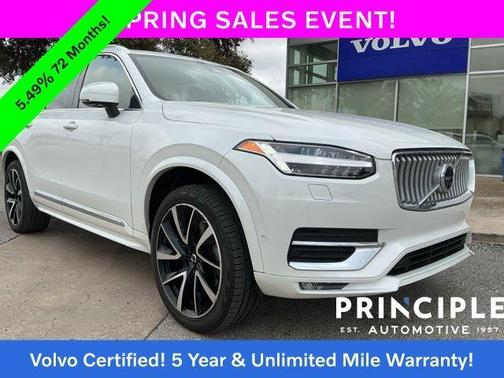 2023 Volvo XC90 B5 Plus