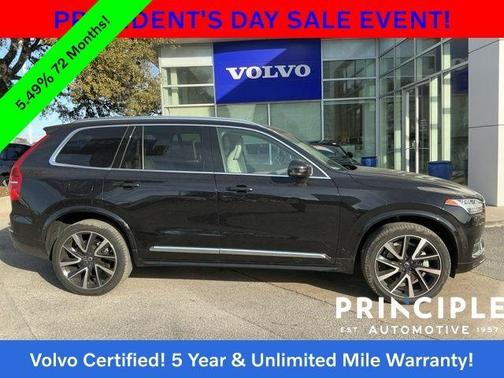 2023 Volvo XC90 B5 Plus