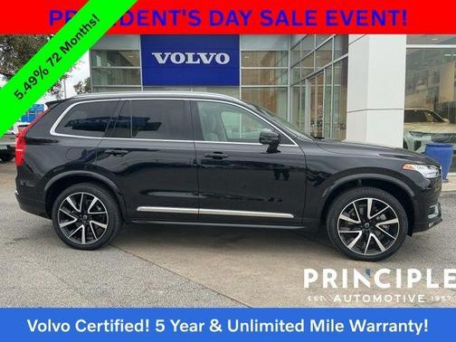 2023 Volvo XC90 B5 Plus