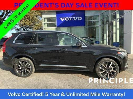 2023 Volvo XC90 B5 Plus