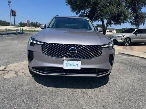 2026 Volvo XC90 B5 Ultra 6-Seater