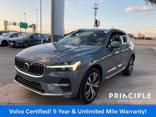 2023 Volvo XC60 B5 Plus Bright Theme