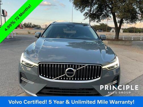 2023 Volvo XC60 B5 Plus Bright Theme