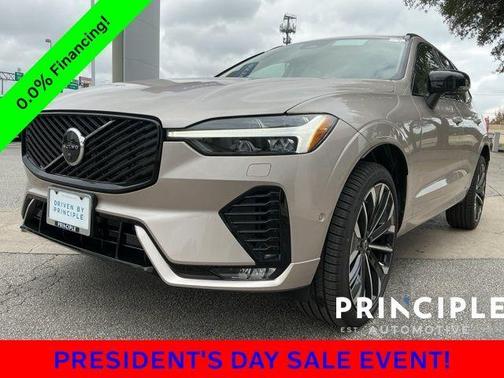 2026 Volvo XC60 B5 Ultra