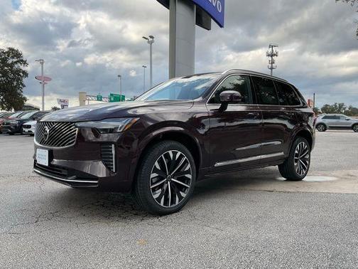 2026 Volvo XC90 B5 Core