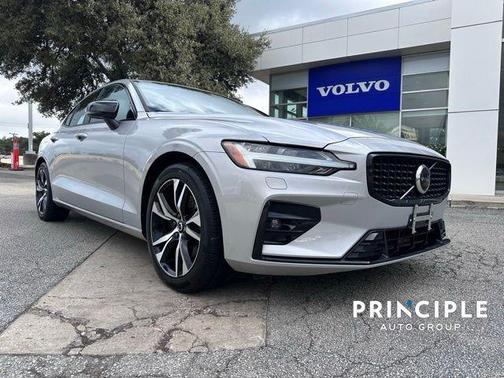 2025 Volvo S60 B5 Core