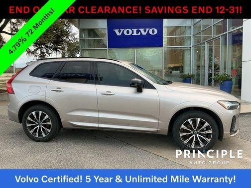 2024 Volvo XC60 B5 Plus Dark Theme