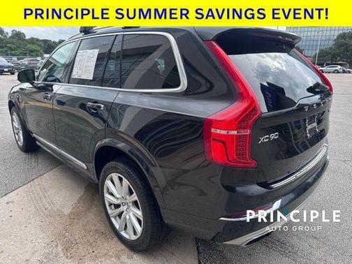 2017 Volvo XC90 Hybrid T8 Inscription