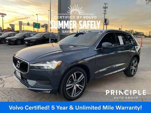 2021 Volvo XC60 T5 Momentum