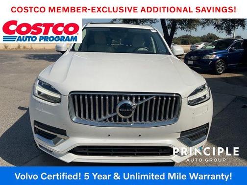 2022 Volvo XC90 T6 Inscription 7 Passenger
