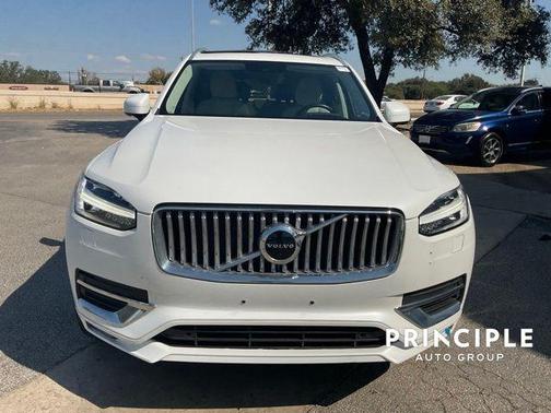 2022 Volvo XC90 T6 Inscription 7 Passenger