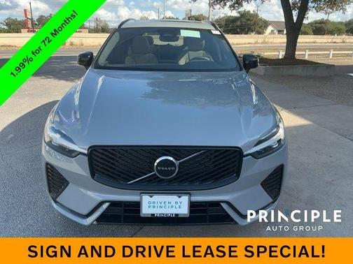 2026 Volvo XC60 B5 Core