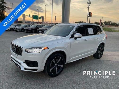 2017 Volvo XC90 Hybrid T8 R-Design