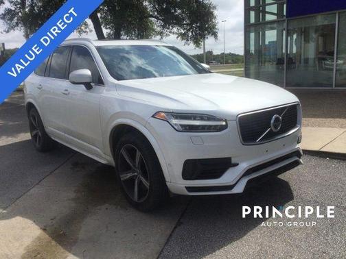 2017 Volvo XC90 Hybrid T8 R-Design