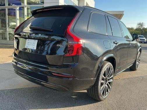 2026 Volvo XC90 B6 Ultra Dark Theme 6-Seater