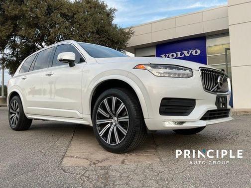 2023 Volvo XC90 B5 Core