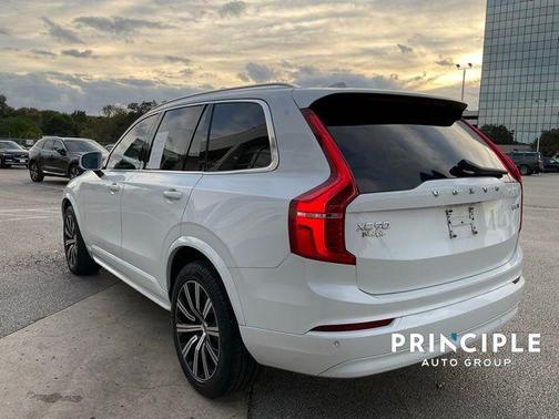 2023 Volvo XC90 B5 Core