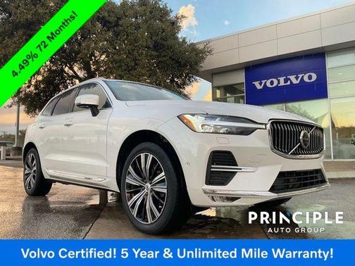 2023 Volvo XC60 B5 Ultimate Bright Theme