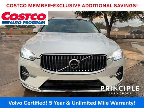 2023 Volvo XC60 B5 Ultimate Bright Theme
