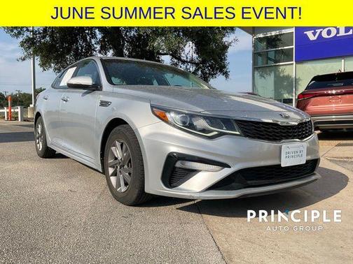 2020 Kia Optima LX