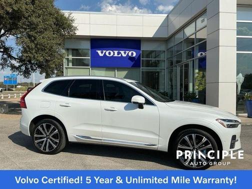 2023 Volvo XC60 B5 Ultimate Bright Theme