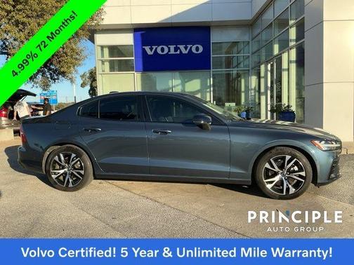 2025 Volvo S60 B5 Plus