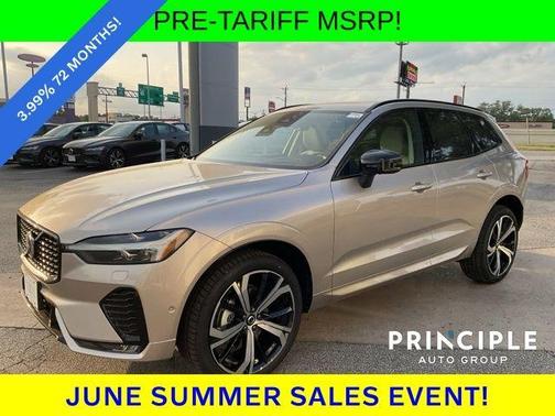 2025 Volvo XC60 B5 Ultra