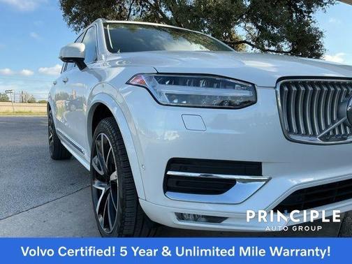 2024 Volvo XC90 B6 Plus Bright Theme 7-Seater