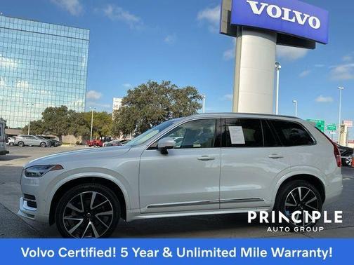 2024 Volvo XC90 B6 Plus Bright Theme 7-Seater