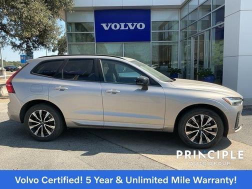 2025 Volvo XC60 B5 Plus