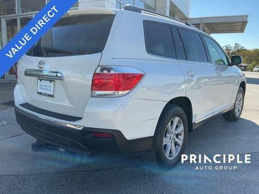 2011 Toyota Highlander Base