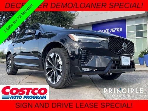 2026 Volvo XC60 B5 Plus Dark Theme