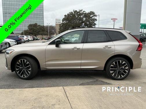 2026 Volvo XC60 B5 Ultra