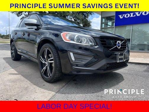 2017 Volvo XC60 T6 R-Design