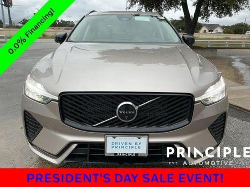 2026 Volvo XC60 B5 Ultra