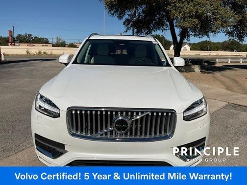 2024 Volvo XC90 B5 Plus Bright Theme