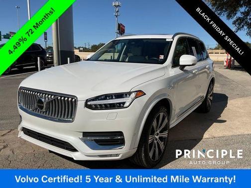 2024 Volvo XC90 B5 Plus Bright Theme