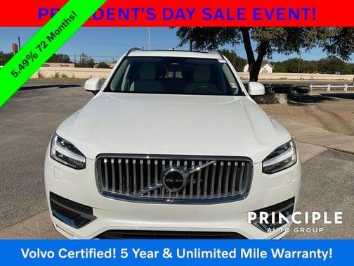 2024 Volvo XC90 B5 Plus Bright Theme