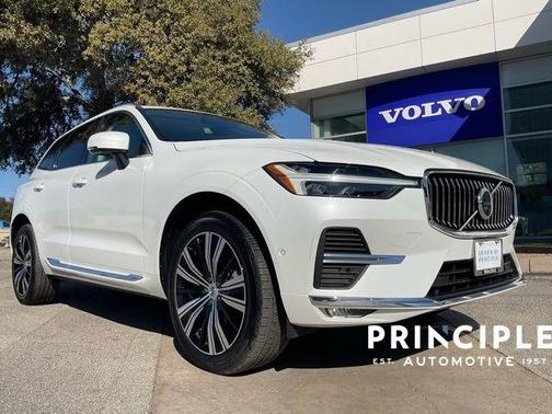 2023 Volvo XC60 B5 Plus Bright Theme