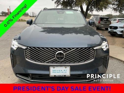 2026 Volvo XC90 Plug-In Hybrid T8 Ultra 7-Seater