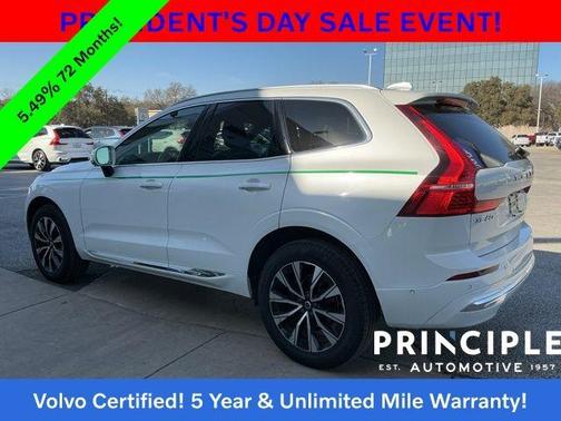 2023 Volvo XC60 B5 Plus Bright Theme