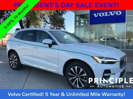 2023 Volvo XC60 B5 Plus Bright Theme