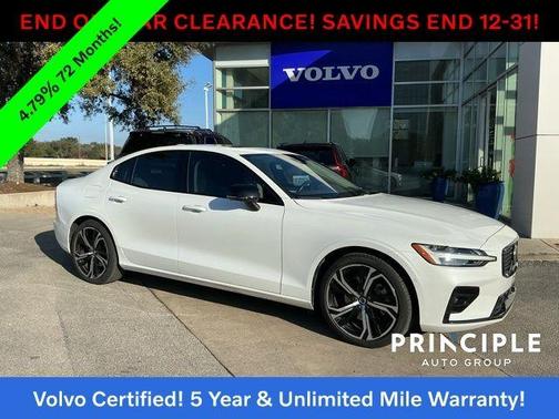 2023 Volvo S60 B5 Plus Dark Theme