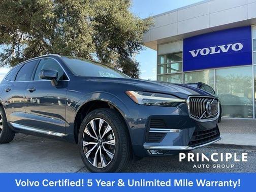 2023 Volvo XC60 B5 Plus Bright Theme