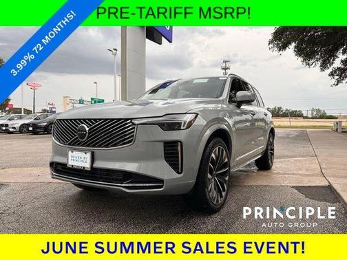 2025 Volvo XC90 B5 Core
